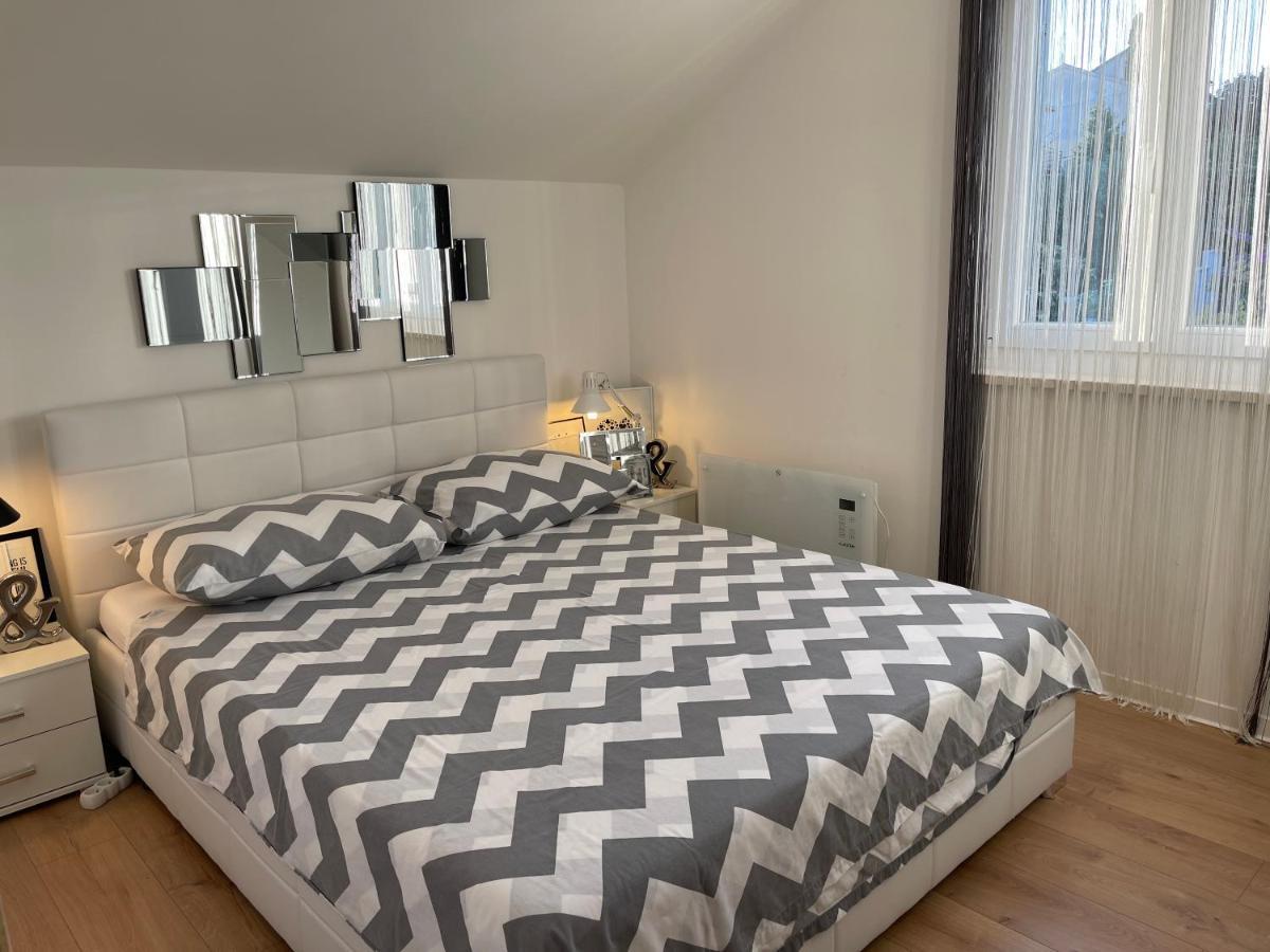 Apartment New Chic Supetar Zewnętrze zdjęcie