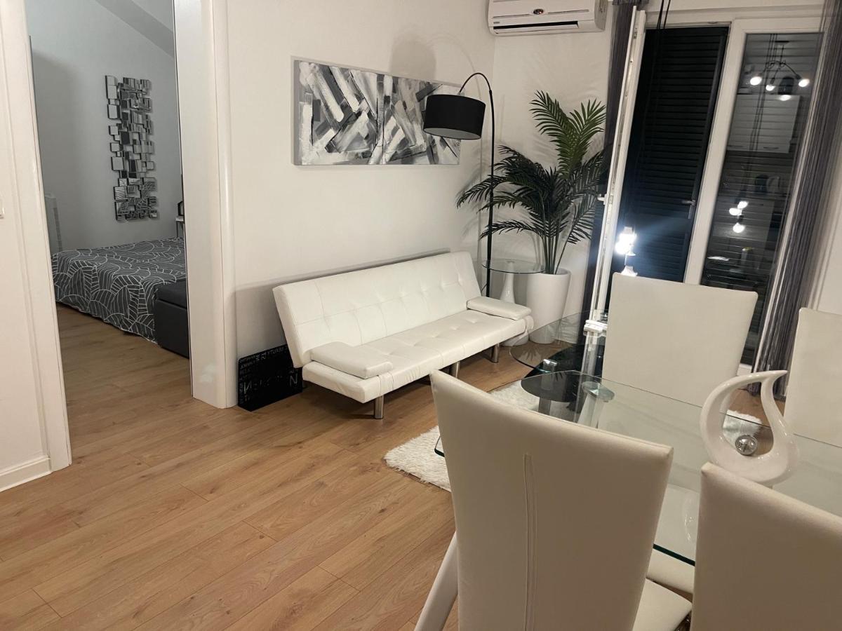 Apartment New Chic Supetar Zewnętrze zdjęcie