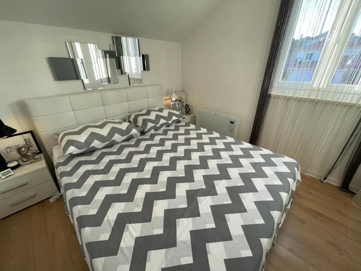 Apartment New Chic Supetar Zewnętrze zdjęcie