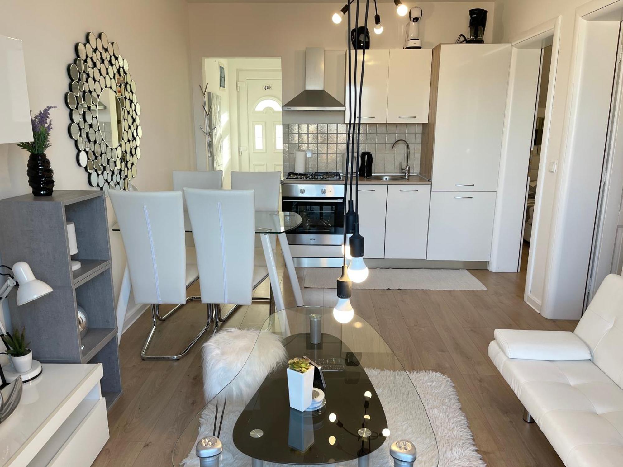 Apartment New Chic Supetar Zewnętrze zdjęcie